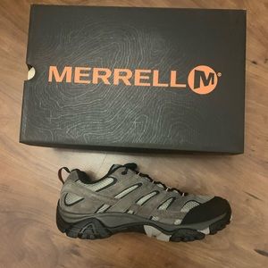 Brand New Merrell Moab 2 WP Shoes (size 10)